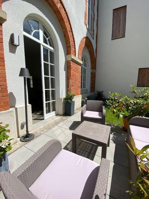 Terrasse, Ancienne Maison De Champagne