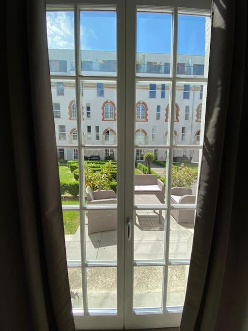 Terrasse, Ancienne Maison De Champagne Reims